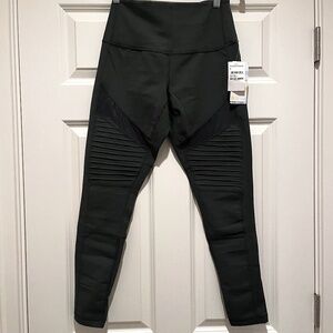 Zella high waisted workout capri leggings medium yoga studio grey urban NWT